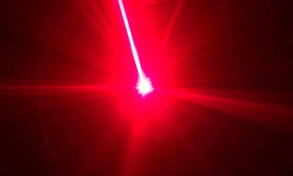 Continuous Lasers vs. Pulsed Lasers: What's the Difference?